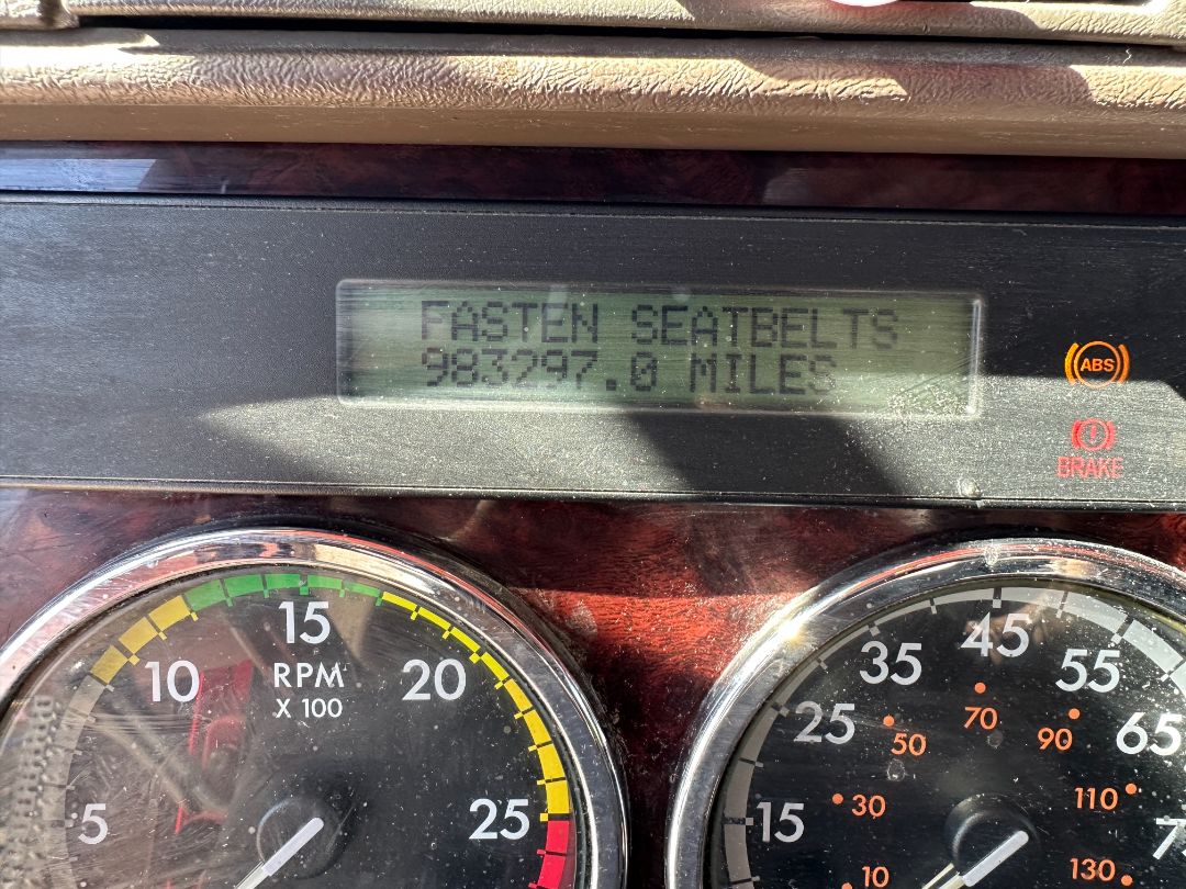 2015 FREIGHTLINER Coronado 132 - Image 9